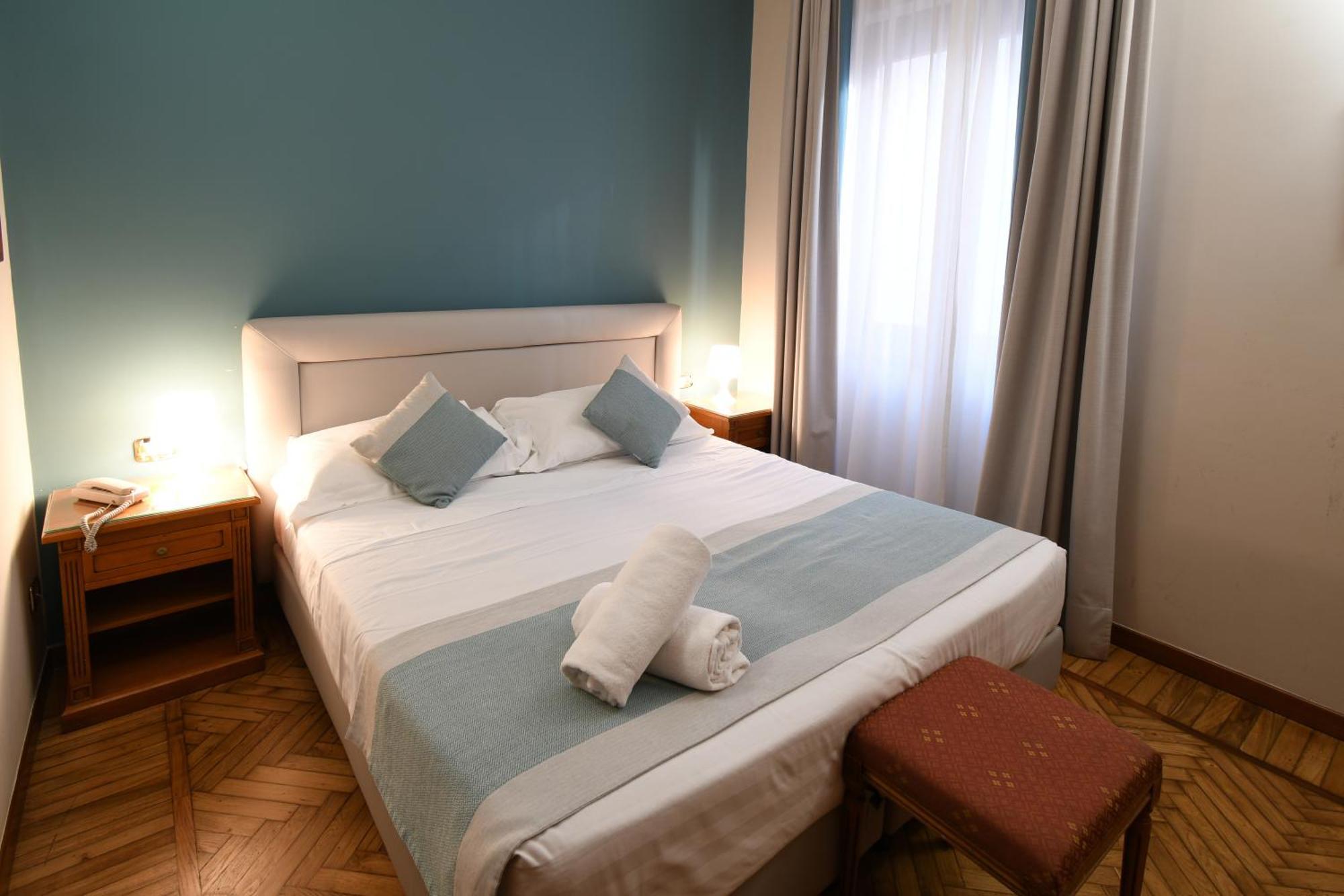 Hotel Cavour Rapallo Exterior photo
